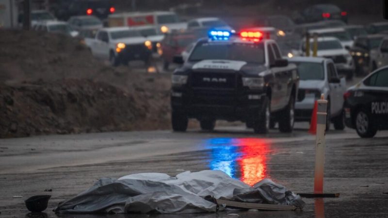 Por lluvia: Motociclista pierde la vida tras accidente vehicular en Santa Fe