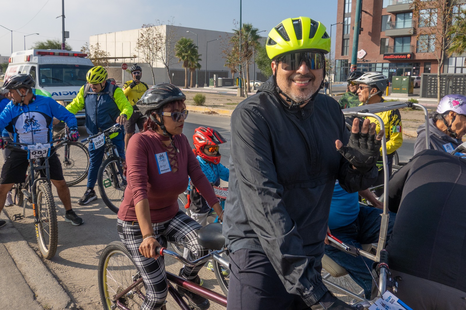 Promueven inclusión con el paseo “En Bici a Ciegas” en Tijuana