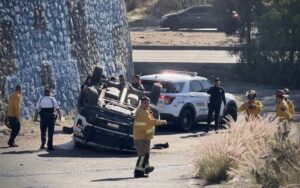 Vuelca unidad de la FESC en el Nodo Morelos