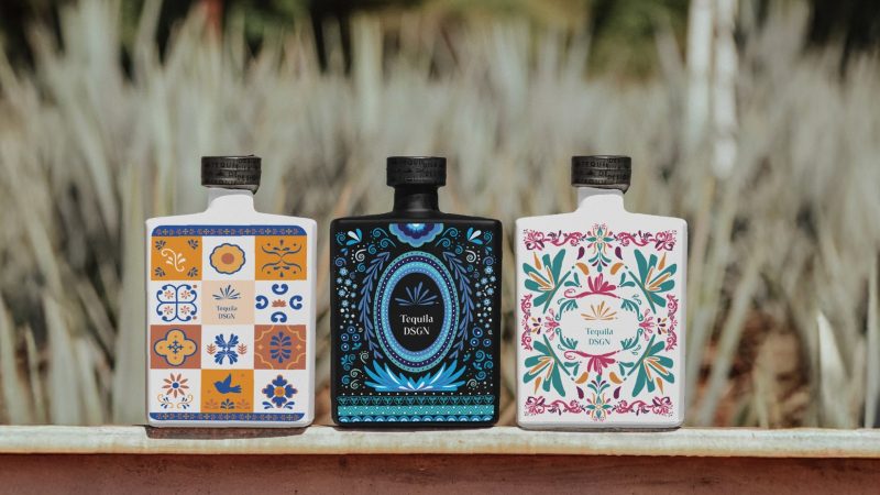 El mexicano que hizo del tequila un objeto de deseo en los aeropuertos