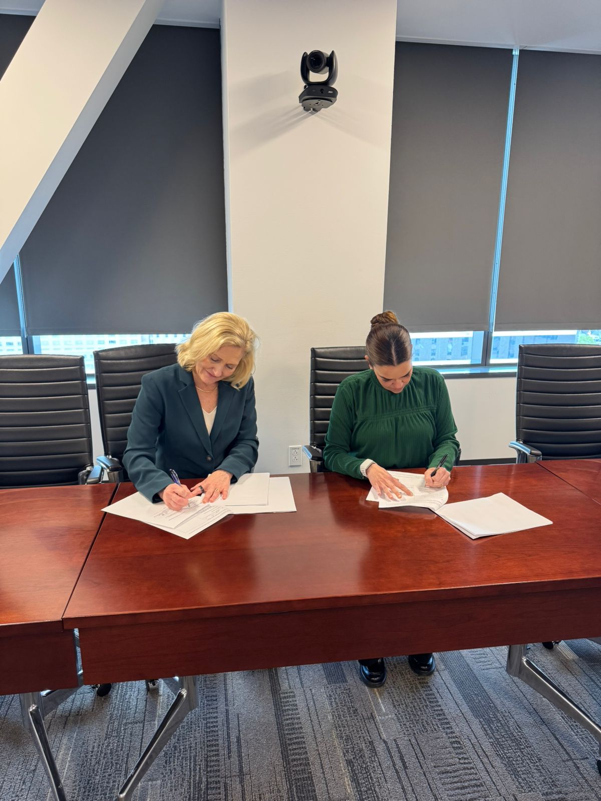 Formación médica de excelencia: UDEM y Washington University firman una alianza