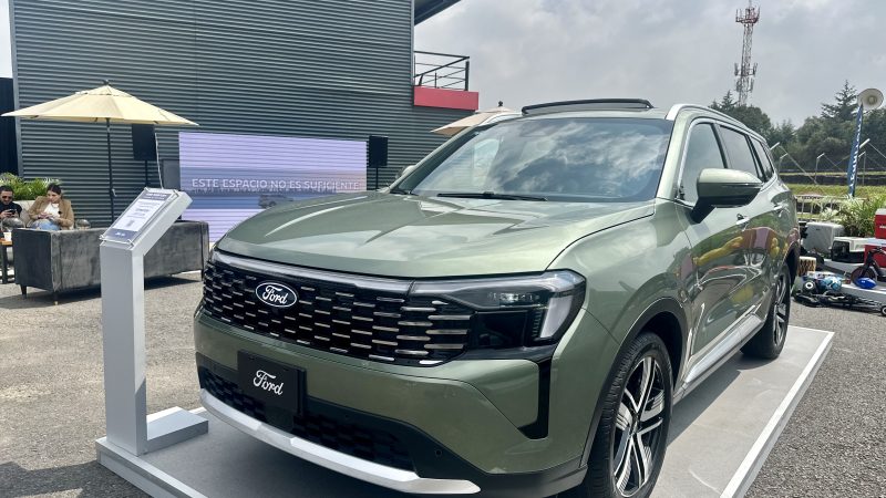 Ford desafía a Toyota, Kia y Honda con el lanzamiento de Territory híbrida