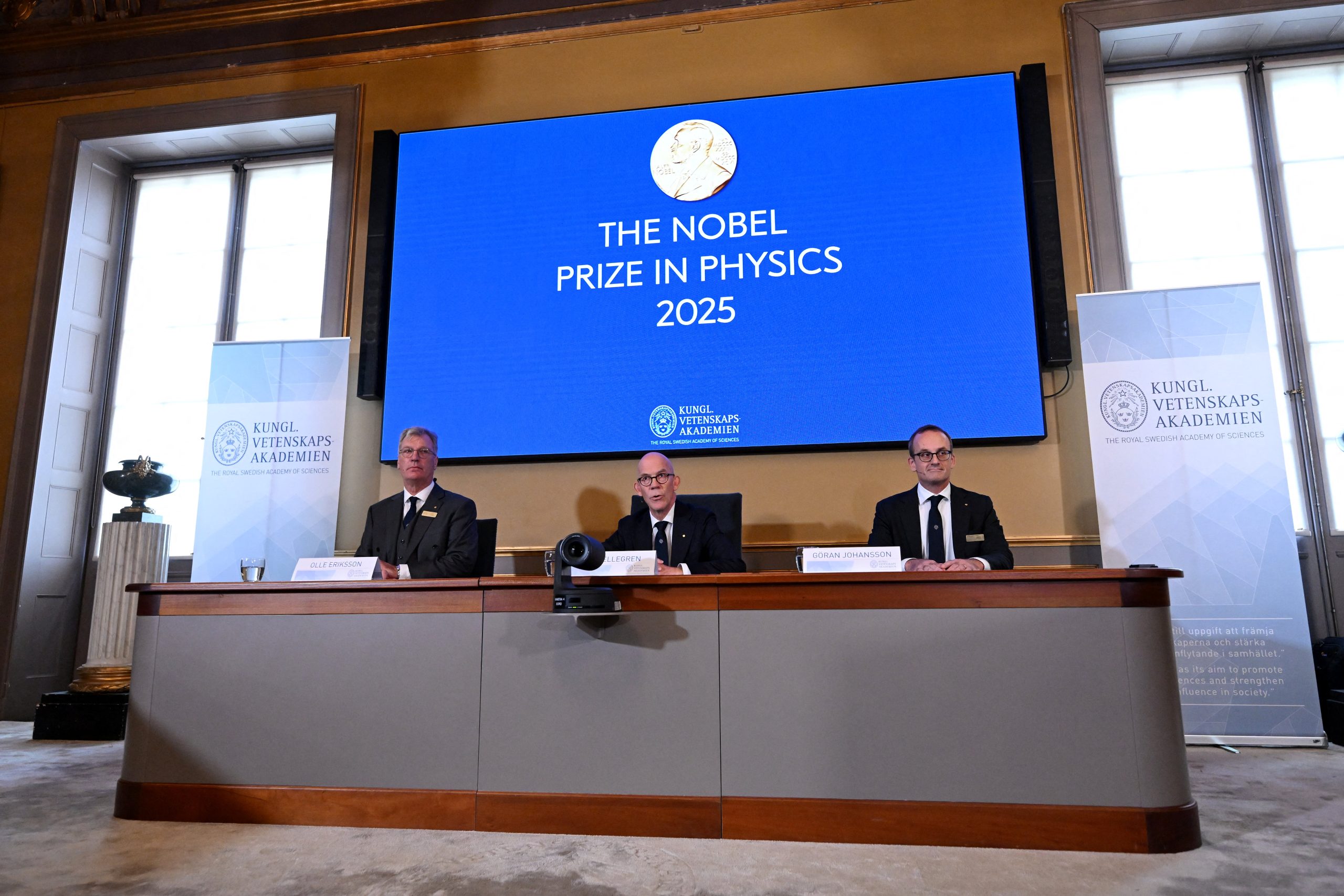 Nobel de Física premia tres científicos por su trabajo en computación cuántica