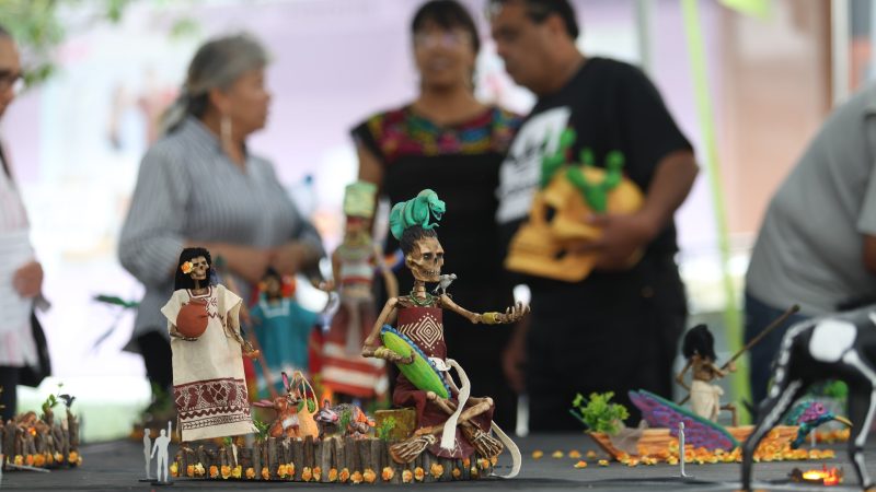 La Mega Ofrenda 2025 en el Zócalo ofrece una experiencia multisensorial, ¿cuándo será instalada?