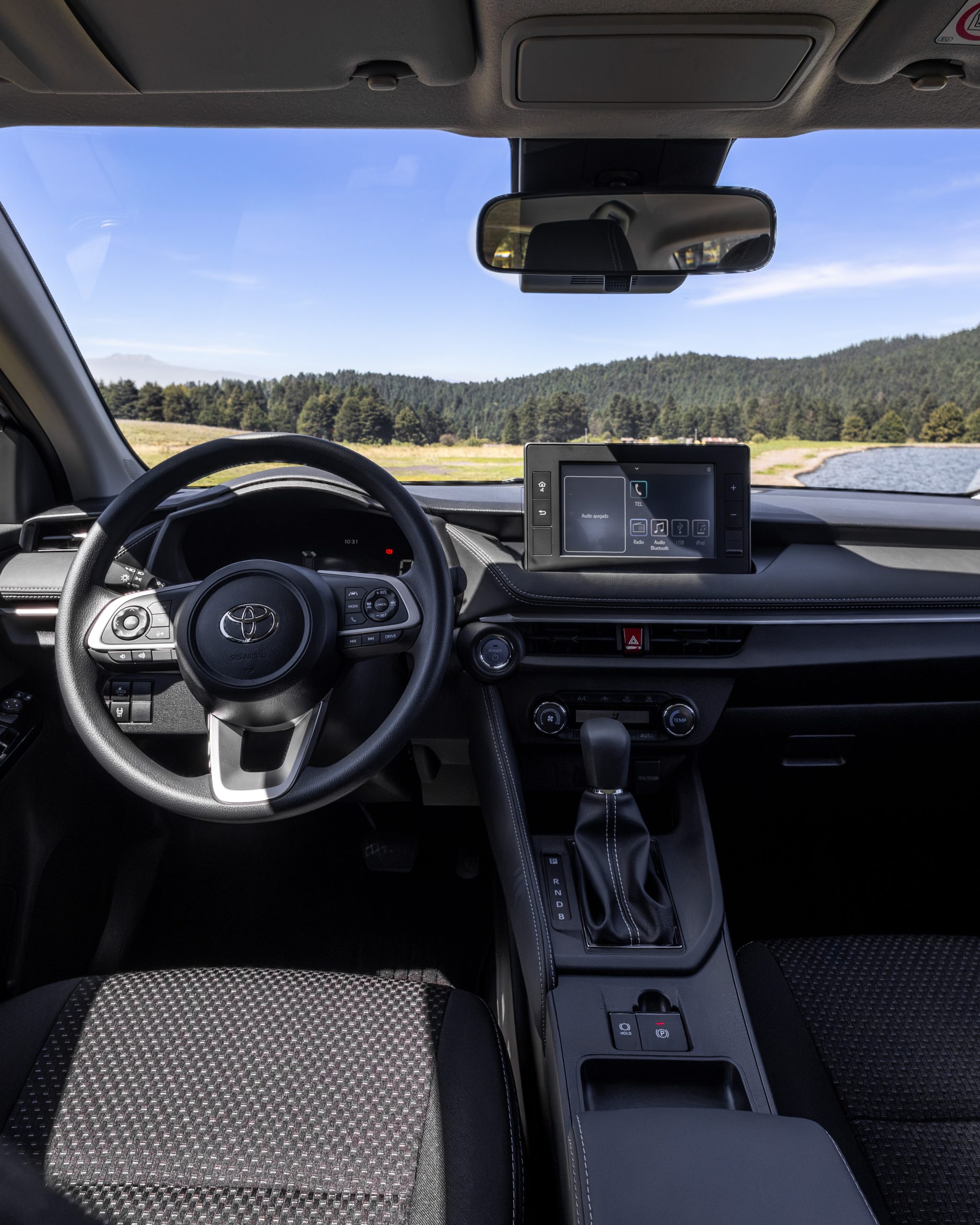 Toyota regresa al segmento híbrido subcompacto con un Yaris de menos de 450,000 pesos