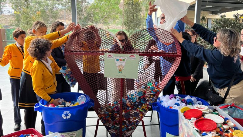 Suma esfuerzos CMIC para salvar vidas con campaña de recolección de tapitas