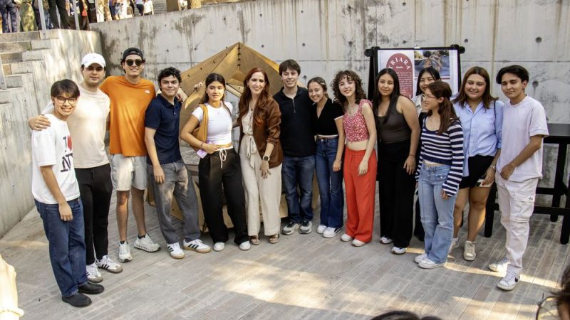 Estudiantes de Arquitectura presentan 13 pabellones en la UDEM