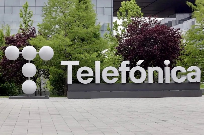 ¿Quién es el dueño de Movistar y por qué la compañía telefónica se va de México?