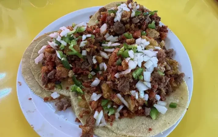 ¿Dónde comer tacos? Los 3 templos chilangos donde el campechano es religión