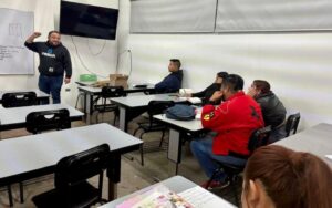 Cuestionan académicos impacto de la inversión extranjera ante estancamiento de la economía