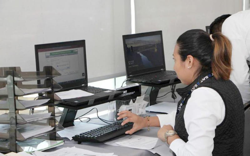 Obliga SAT a pagar impuestos por depósitos  elevados en cuentas no registradas