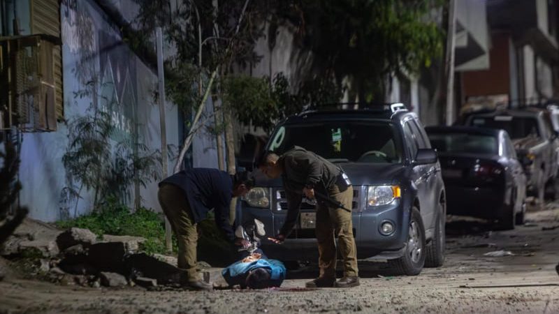 Hombre es asesinado a balazos en la colonia Tres de Octubre