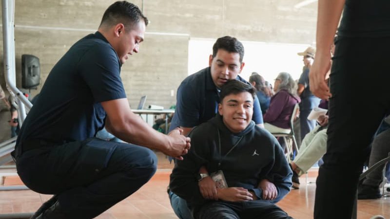 Capacita Bomberos Tijuana a comité vecinal “4to Poder” en primeros auxilios