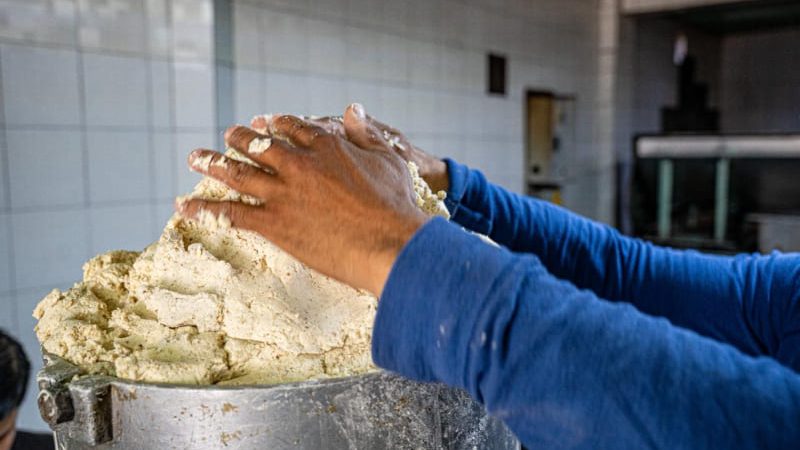 Tortillerías operan con normalidad pese a protestas de transportistas y productores de maíz