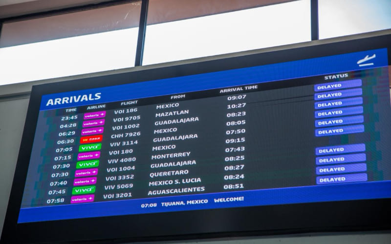 Retrasos en el Aeropuerto Internacional de Tijuana por mal clima
