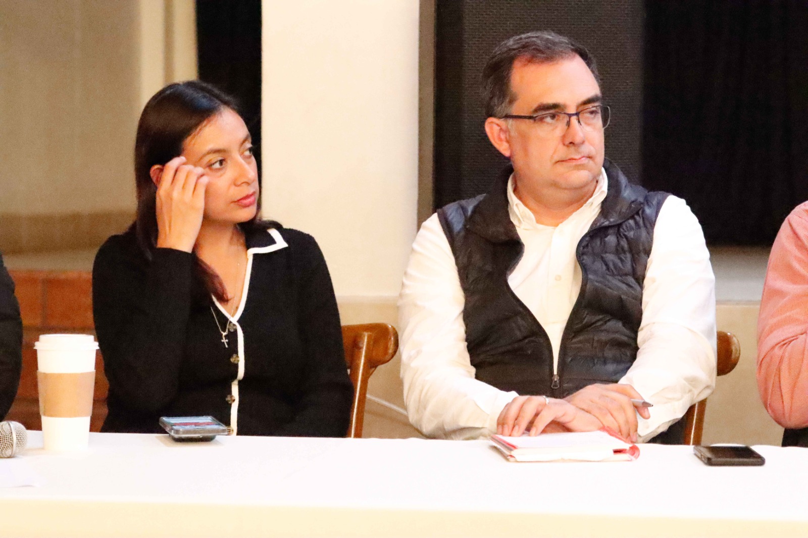 Participa Gobierno del Está en Mesa de Trabajo con el Congreso y Autoridades de San Quintín para atender a la ciudadanía