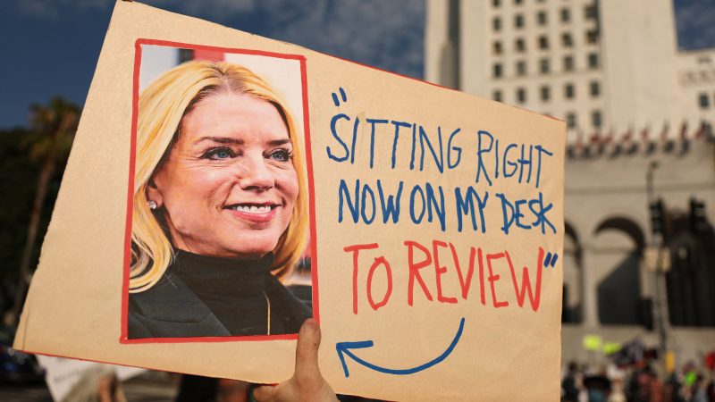 Qué son los papeles de Epstein que Trump no quiere divulgar y cuánto material queda por salir