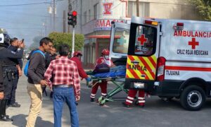 Se registra fuerte incendio en edificio de la Zona Centro
