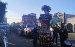Participó activamente la ENFT en el “Desfile Tradicional de Día de Muertos”