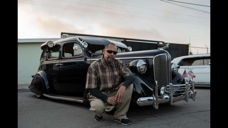 Realizan car show al estilo “cholo chicano” en la colonia Lázaro Cárdenas