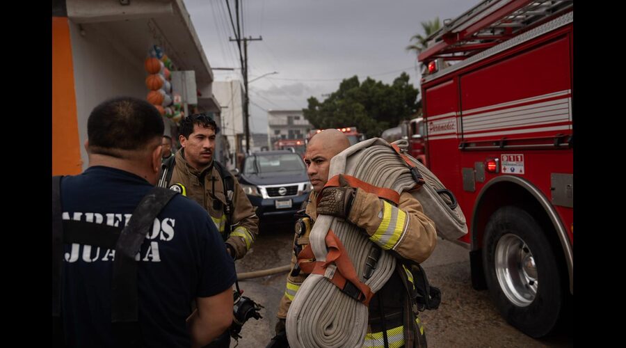 Hombre queda atrapado en una vivienda tras incendio en la Zona Centro