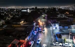 Hallan dos cuerpos encobijados dentro de una panel abandonada en Sánchez Taboada