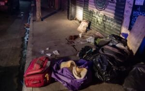 Hombre de 45 años resulta gravemente herido tras ataque con arma punzocortante en Zona Centro