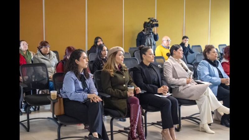 Gobierno del estado participa en jornada contra la violencia hacia las mujeres