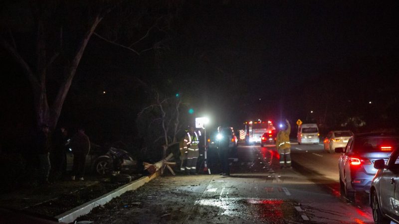 Aparatoso accidente en el Libramiento Sur; responsables huyen del lugar