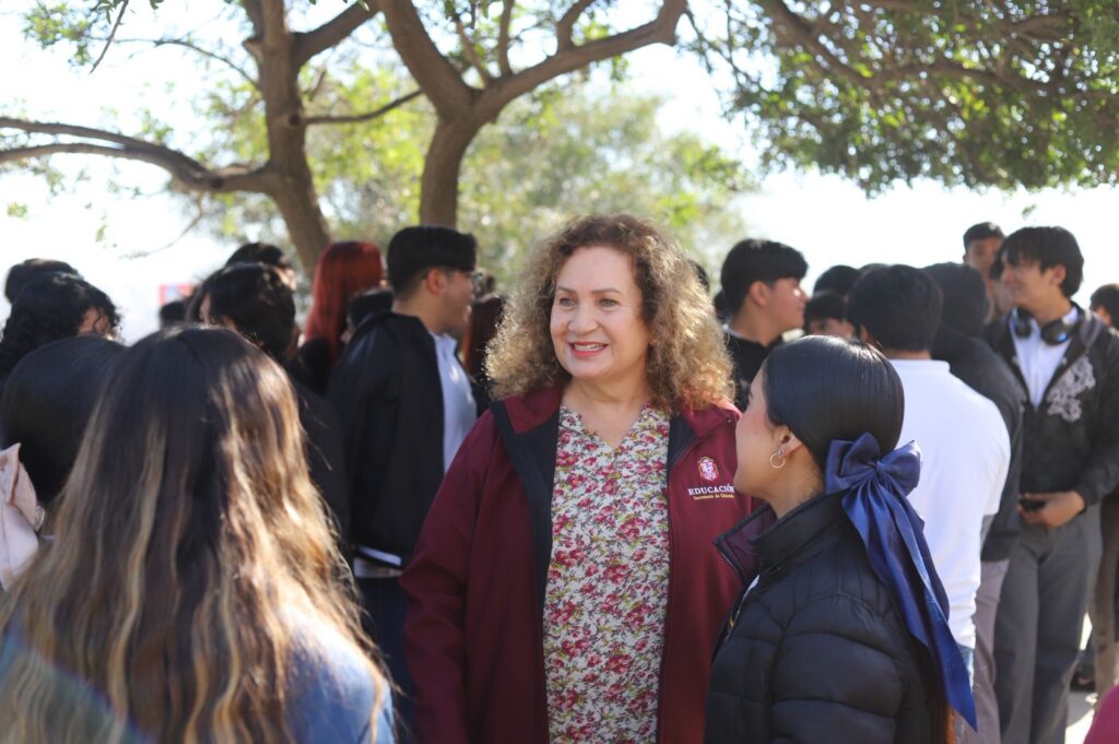 Imparte Secretaría de Educación la Conferencia «Libres y Fuertes»