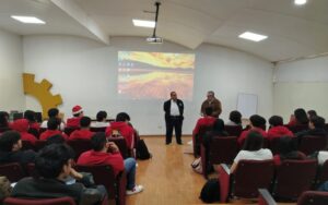 Fiscal Enlace Contigo fortalece vínculo con la juventud en CETIS 58 de Tijuana
