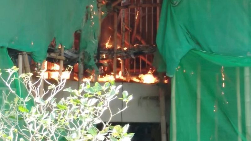 ¿Cómo los andamios de bambú se convirtieron en un problema de seguridad en Hong Kong?