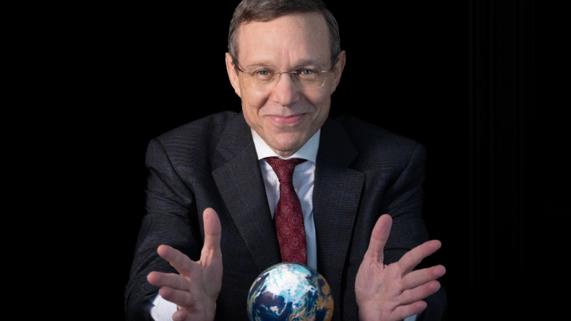 ¿3I/ATLAS es un cometa o una nave? Las teorías de Avi Loeb, el científico de Harvard que rechaza a la NASA