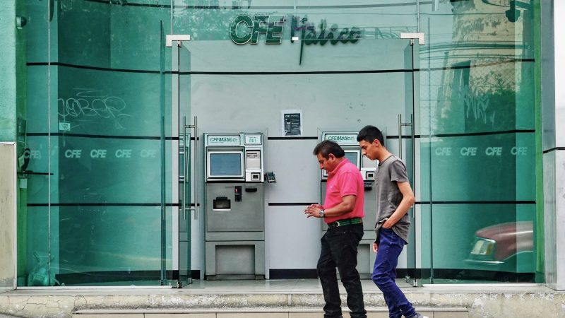 ¿Te quieren cambiar el medidor de luz de CFE? El fraude con el que te piden dinero y vacían tus cuentas