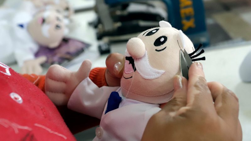 No solo medicamentos, estos son los negocios y fundaciones del Dr. Simi