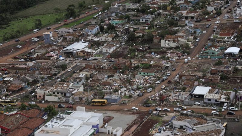 “Destruyó la ciudad en minutos”: tornado deja 6 muertos y cientos de heridos en Brasil