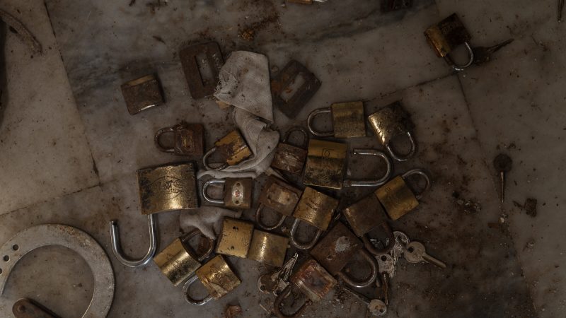 Los archivos secretos de Damasco: miles de fotografías revelan la maquinaria de muerte del régimen de Bachar el Asad en Siria