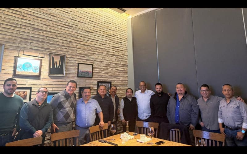 Sector Transporte de Baja California se reúne en Tijuana y Fortalecen lazos en Tradicional Brindis Navideño