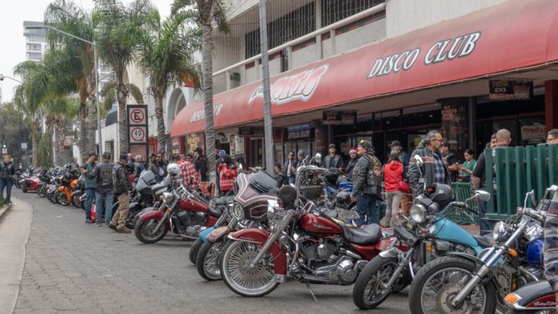 Solo Ángeles reafirma 40 años de apoyo a la niñez con entrega masiva de juguetes