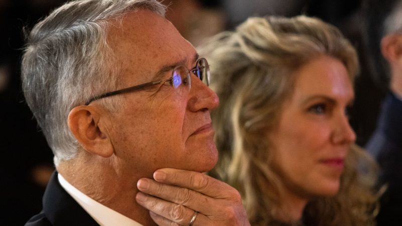 ¿Quiénes son los hijos de Ricardo Salinas Pliego y qué empresas dirigen en Grupo Salinas?