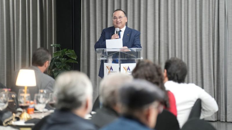 Canaco Tijuana relige a Olivaldo Paz, como su presidente para el Periodo 2026