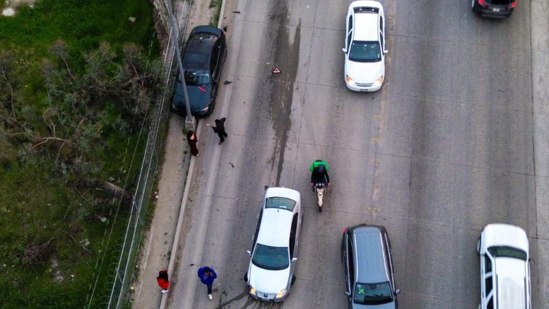 Accidente vehicular genera tráfico pesado en el bulevar Cuauhtémoc Sur