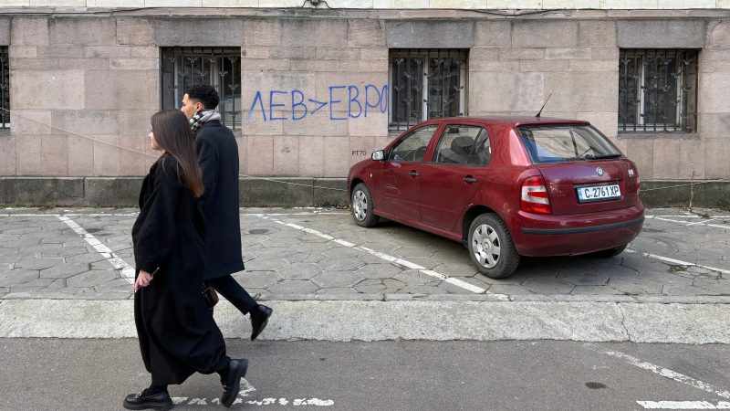 “Nuestros gobernantes trabajan para la mafia”: la generación Z de Bulgaria no se rinde