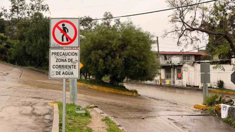 Primer día del 2026 amanece bajo la lluvia en Tijuana