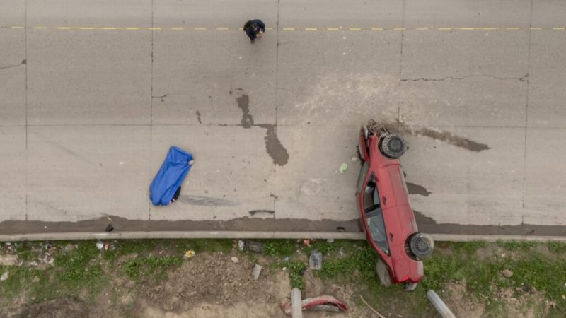 Conductor muere tras volcarse en el Libramiento Sur