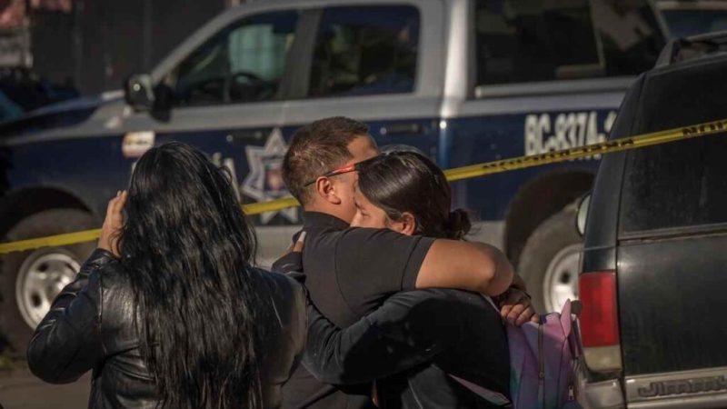 Pareja es asesinada a balazos en la colonia Capistrano