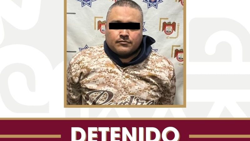 Detiene policía municipal de Tijuana a persona en posesión de presunta droga en Zona Río