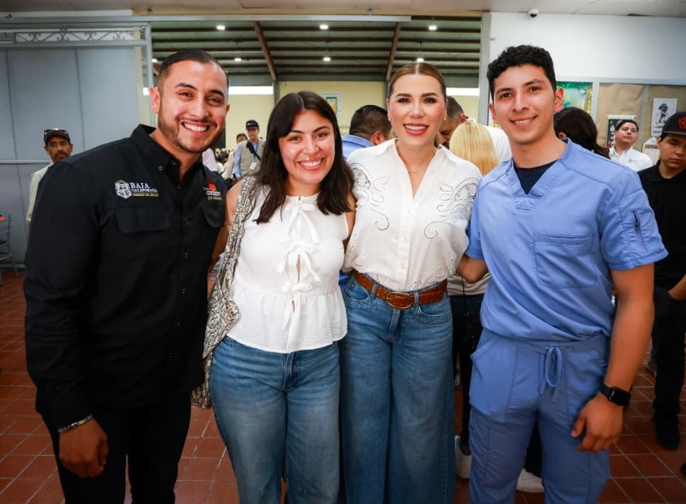 Impulsa gobernadora Marina del Pilar el futuro de estudiantes de preparatoria y universidad con nueva convocatoria de la beca “JOBEC”