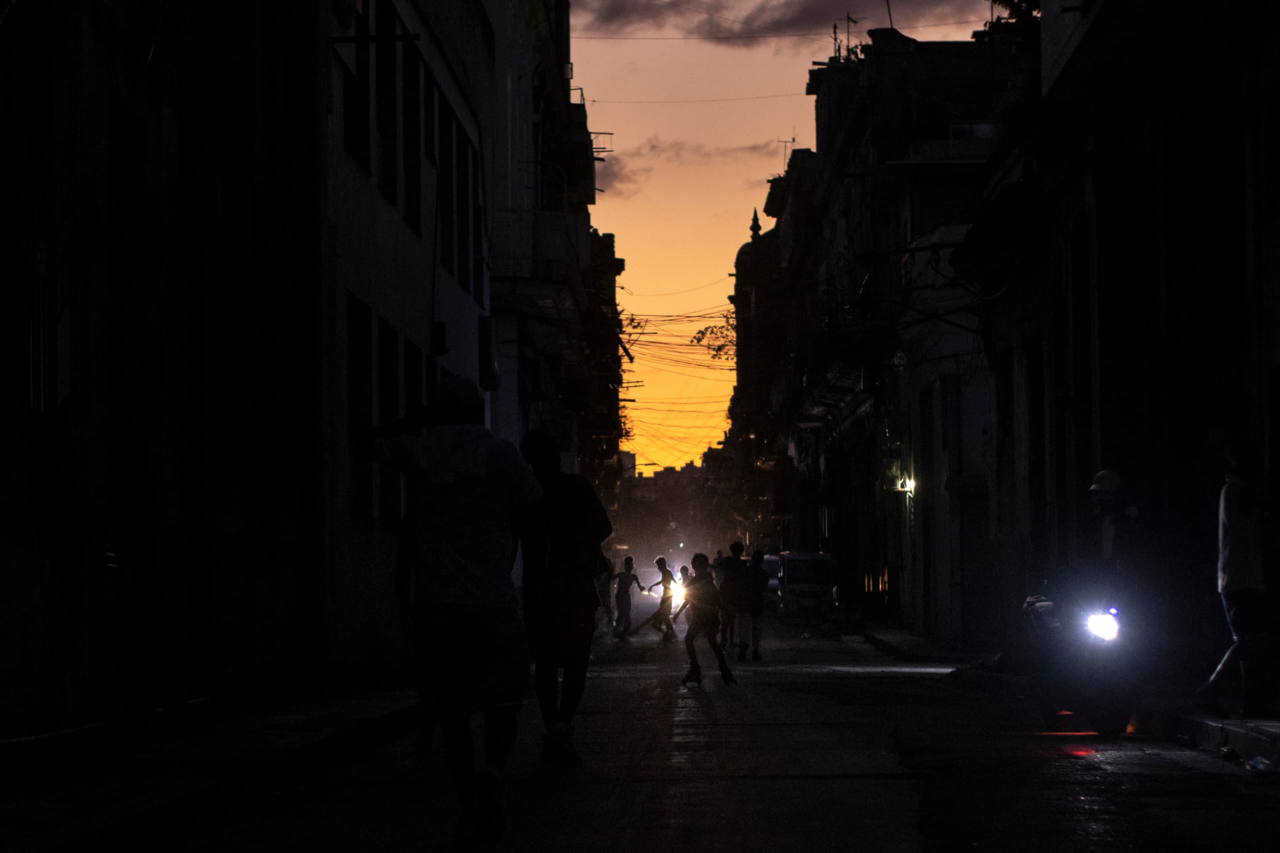 El hundimiento de Cuba: “Somos un altar de sacrificios”