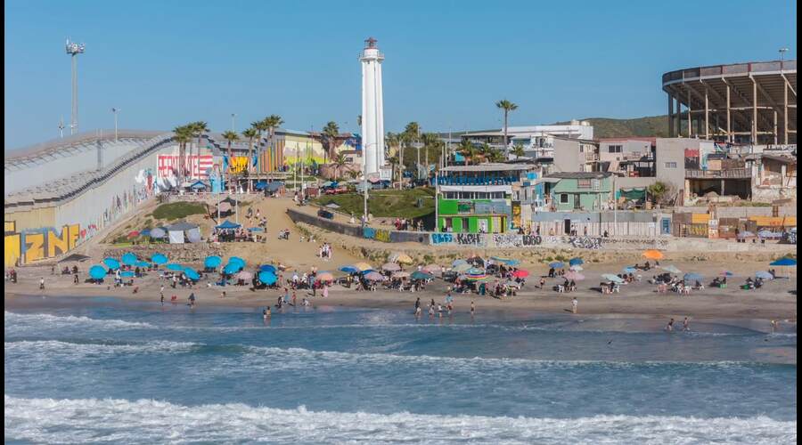 El calor de febrero llena de vida Playas de Tijuana